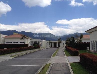 Casa de 5 alcobas en venta en Hacienda San Simon, Bogotá, 1245 m² · foto 7 de 13