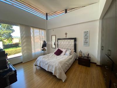 Casa de 3 alcobas en venta en Hacienda San Sebastian, Bogotá, 1653 m² · foto 15 de 19
