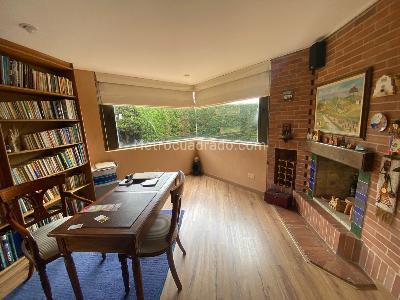 Casa de 4 alcobas en venta en San Jose De Bavaria, Bogotá, 360 m² · foto 12 de 19