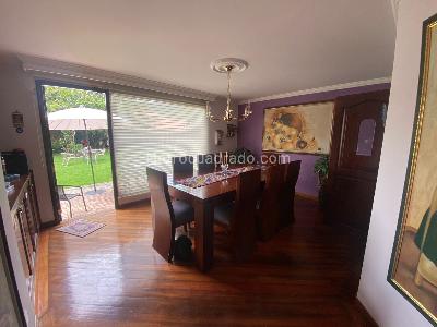 Casa de 3 alcobas en venta en San Jose De Bavaria, Bogotá, 300 m² · foto 4 de 19