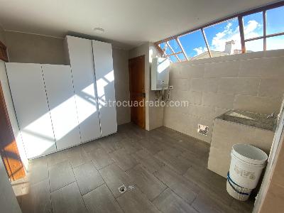 Casa de 4 alcobas en venta en San Jose De Bavaria, Bogotá, 800 m² · foto 8 de 18
