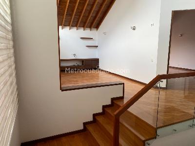 Casa de 4 alcobas en venta en San Jose De Bavaria, Bogotá, 800 m² · foto 11 de 17