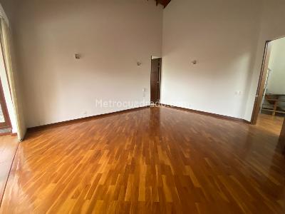 Casa de 4 alcobas en venta en San Jose De Bavaria, Bogotá, 800 m² · foto 15 de 17