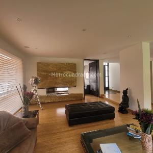 Casa de 3 alcobas en venta en San Jose De Bavaria, Bogotá, 800 m² · foto 14 de 20