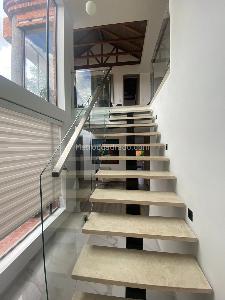 Casa de 4 alcobas en venta en San Jose De Bavaria, Bogotá, 280 m² · foto 12 de 17