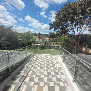 Casa en venta en San Jose De Bavaria, Bogotá · foto 2 de 19
