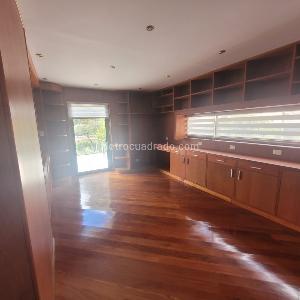 Casa en venta en San Jose De Bavaria, Bogotá · foto 6 de 19