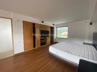 Casa de 4 alcobas en arriendo en Hacienda San Simon, Bogotá, 1400 m² · foto 16 de 16