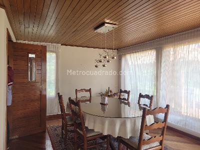 Casa de 3 alcobas en venta en San Jose De Bavaria, Bogotá, 300 m² · foto 4 de 18
