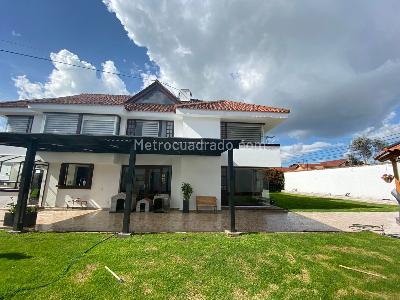 Casa de 4 alcobas en venta en San Jose De Bavaria, Bogotá, 420 m² · foto 17 de 17