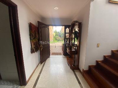 Casa de 4 alcobas en venta en San Jose De Bavaria, Bogotá, 340 m² · foto 7 de 19
