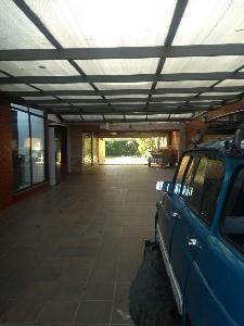 Casa de 4 alcobas en venta en San Jose De Bavaria, Bogotá, 380 m² · foto 2 de 18