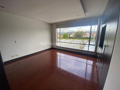 Casa de 2 alcobas en venta en San Jose De Bavaria, Bogotá, 550 m² · foto 17 de 17