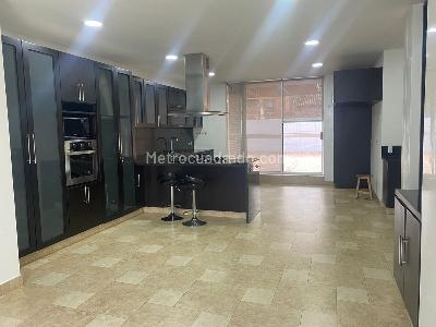 Casa de 2 alcobas en venta en San Jose De Bavaria, Bogotá, 550 m² · foto 7 de 17