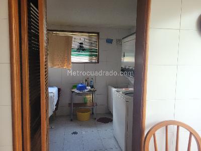 Casa de 3 alcobas en venta en San Jose De Bavaria, Bogotá, 300 m² · foto 7 de 17