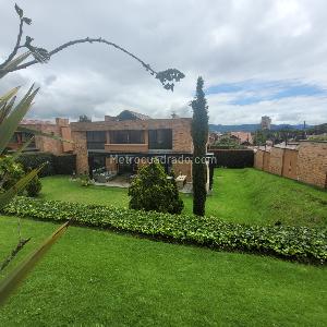 Casa de 3 alcobas en venta en San Jose De Bavaria, Bogotá, 390 m² · foto 7 de 19