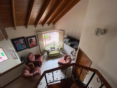 Casa de 4 alcobas en venta en San Jose De Bavaria, Bogotá, 340 m² · foto 8 de 16