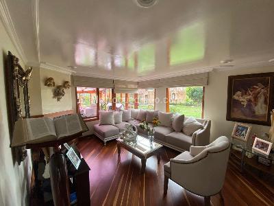 Casa de 4 alcobas en venta en San Jose De Bavaria, Bogotá, 340 m² · foto 5 de 16