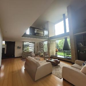 Casa en venta en San Jose De Bavaria, Bogotá · foto 4 de 18