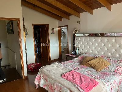 Casa de 4 alcobas en venta en San Jose De Bavaria, Bogotá, 360 m² · foto 10 de 15