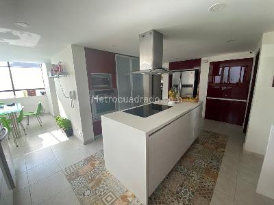 Casa de 4 alcobas en venta en San Jose De Bavaria, Bogotá, 360 m² · foto 5 de 19