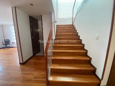 Casa en venta en San Jose De Bavaria, Bogotá · foto 7 de 16