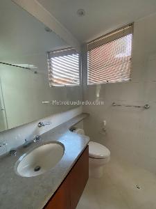 Casa de 5 alcobas en venta en San Jose De Bavaria, Bogotá, 460 m² · foto 14 de 19