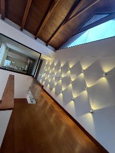Casa de 5 alcobas en venta en San Jose De Bavaria, Bogotá, 590 m² · foto 4 de 13