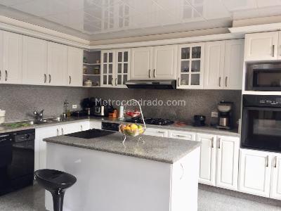 Casa de 3 alcobas en venta en Hacienda San Simon, Bogotá, 1450 m² · foto 6 de 11