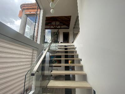 Casa de 4 alcobas en venta en San Jose De Bavaria, Bogotá, 280 m² · foto 18 de 19