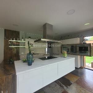 Casa de 3 alcobas en venta en San Jose De Bavaria, Bogotá, 390 m² · foto 10 de 17