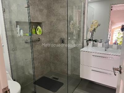 Casa de 4 alcobas en venta en San Jose De Bavaria, Bogotá, 350 m² · foto 18 de 19