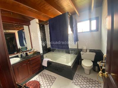 Casa de 3 alcobas en venta en San Jose De Bavaria, Bogotá, 330 m² · foto 13 de 17