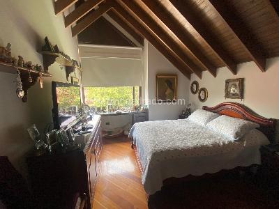 Casa de 3 alcobas en venta en San Jose De Bavaria, Bogotá, 330 m² · foto 9 de 17