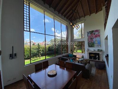 Casa de 3 alcobas en venta en San Jose De Bavaria, Bogotá, 340 m² · foto 9 de 18