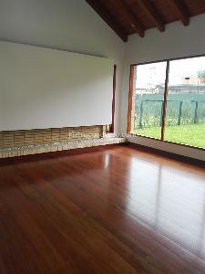 Casa de 4 alcobas en venta en San Jose De Bavaria, Bogotá, 570 m² · foto 2 de 20