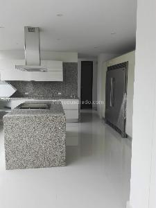 Casa de 4 alcobas en venta en San Jose De Bavaria, Bogotá, 570 m² · foto 6 de 20
