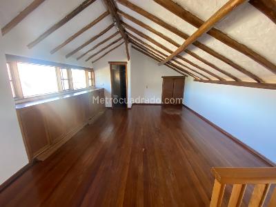 Casa de 4 alcobas en venta en San Jose De Bavaria, Bogotá, 800 m² · foto 15 de 17