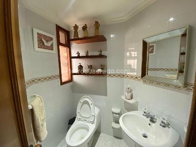 Casa de 4 alcobas en venta en San Jose De Bavaria, Bogotá, 800 m² · foto 5 de 9
