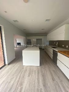 Casa de 4 alcobas en venta en Hacienda San Simon, Bogotá, 2000 m² · foto 3 de 18