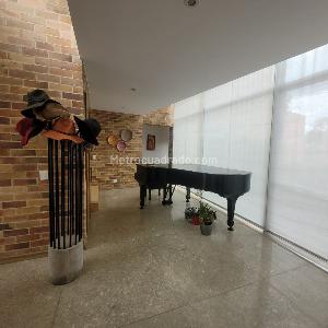 Casa de 4 alcobas en venta en San Jose De Bavaria, Bogotá, 550 m² · foto 13 de 19