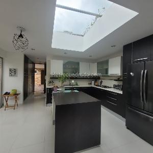 Casa de 4 alcobas en venta en San Jose De Bavaria, Bogotá, 550 m² · foto 17 de 19