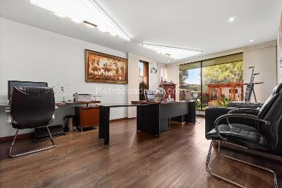 Casa de 5 alcobas en venta en San Jose De Bavaria, Bogotá, 560 m² · foto 7 de 17