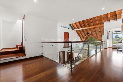 Casa de 5 alcobas en venta en San Jose De Bavaria, Bogotá, 560 m² · foto 9 de 17