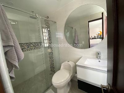 Casa de 4 alcobas en venta en San Jose De Bavaria, Bogotá, 420 m² · foto 18 de 20