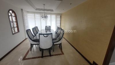 Casa de 5 alcobas en venta en San Jose De Bavaria, Bogotá, 480 m² · foto 13 de 18