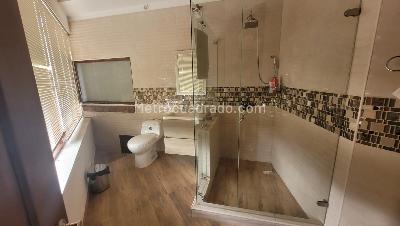 Casa de 5 alcobas en venta en San Jose De Bavaria, Bogotá, 480 m² · foto 18 de 18