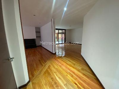 Casa de 4 alcobas en arriendo en San Jose De Bavaria, Bogotá, 520 m² · foto 11 de 20