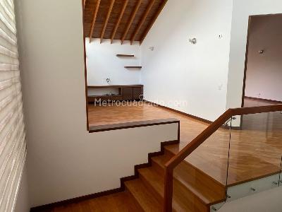 Casa de 4 alcobas en arriendo en San Jose De Bavaria, Bogotá, 520 m² · foto 12 de 20