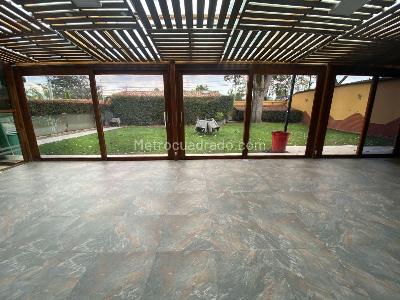 Casa de 4 alcobas en arriendo en San Jose De Bavaria, Bogotá, 520 m² · foto 3 de 20